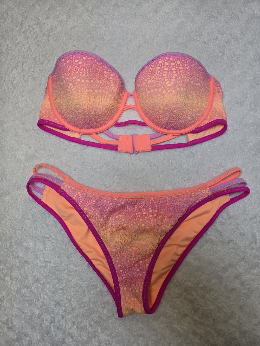 Victorias Secret Bikini Set 36C Top Large Bottoms Flirt Bandeau Strappy Cheeky